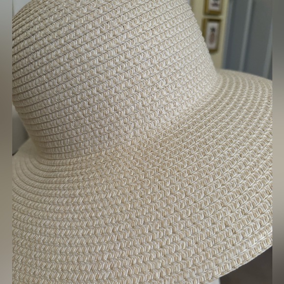 NEW * SONOMA Packable Cream Woven Sun Hat OS - Picture 2 of 5